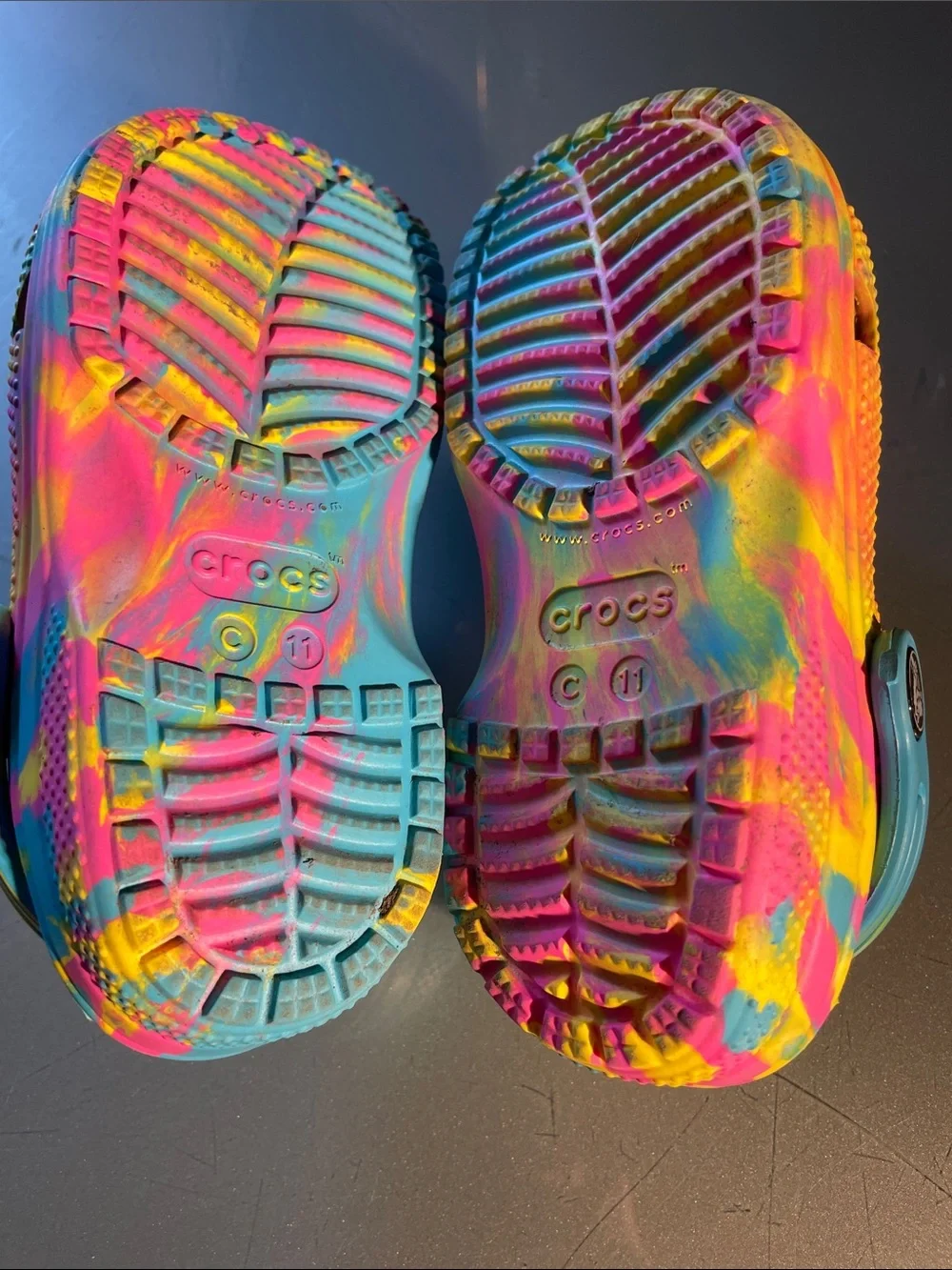 CROCS Kids Tie-Dye Aqua, Pink & Yellow Clogs | 11